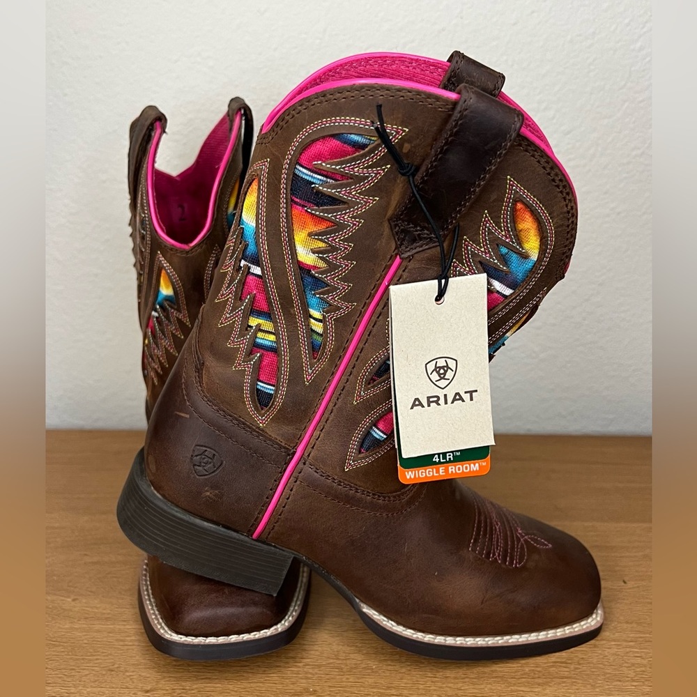 Girls Ariat Boots Sz 2
